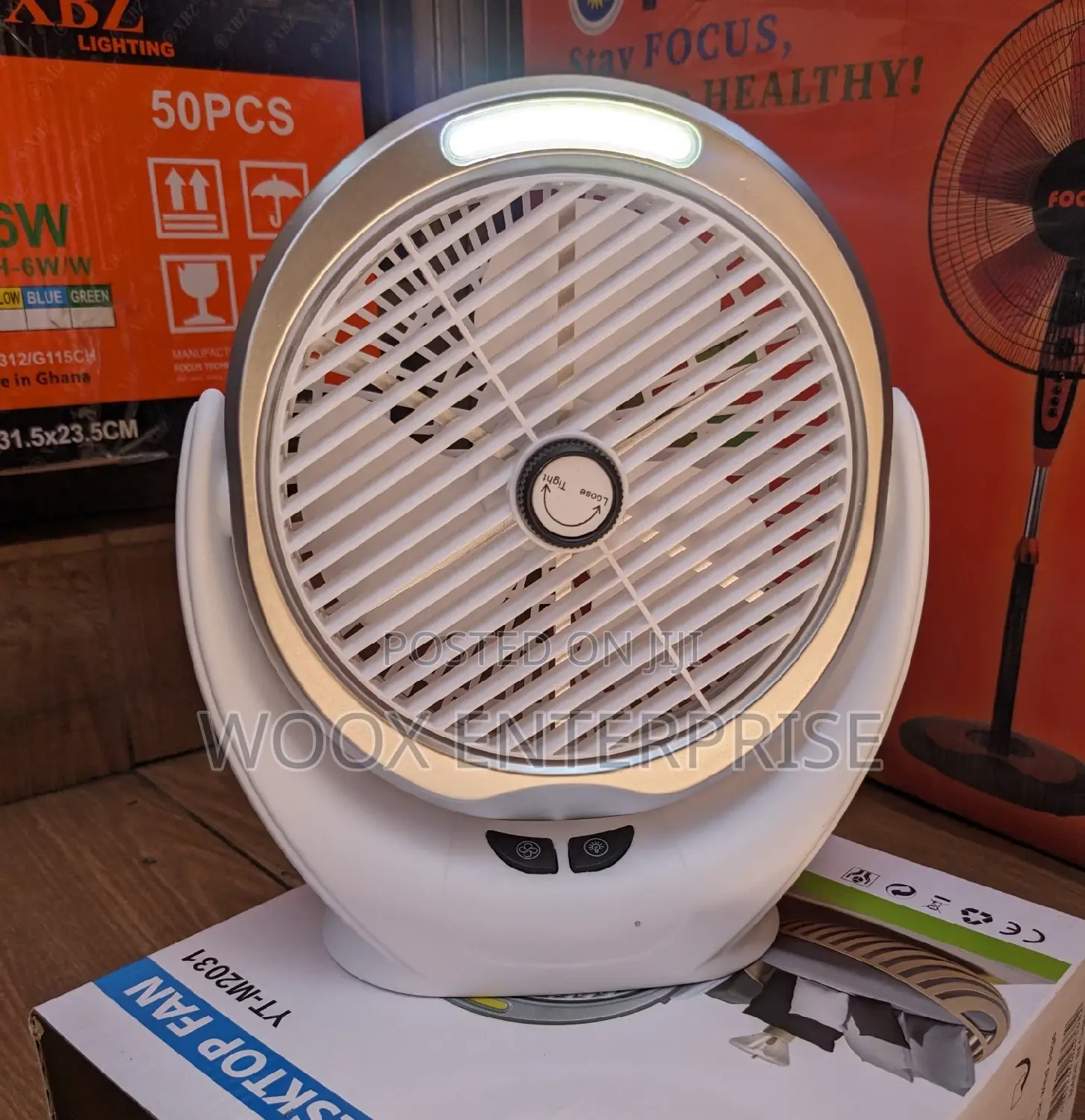 Rechargeable Portable Fan\Light