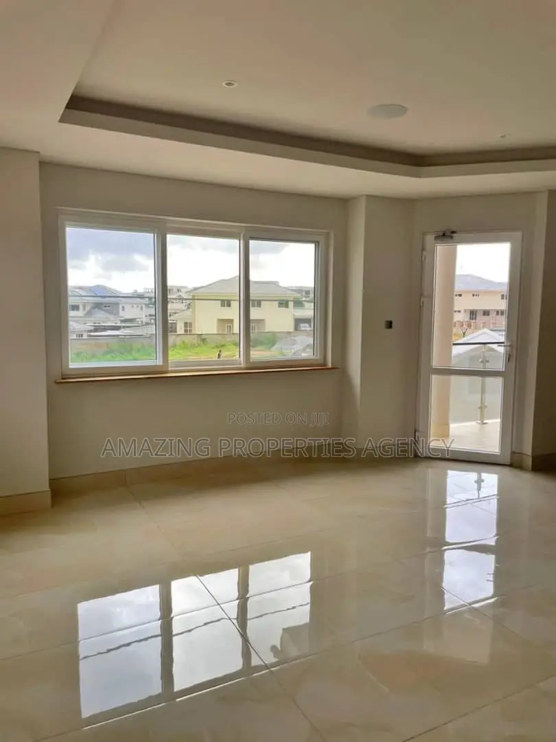 4bdrm House in Cantonments for sale