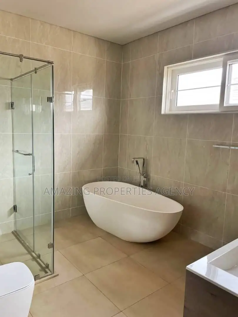 4bdrm House in Cantonments for sale