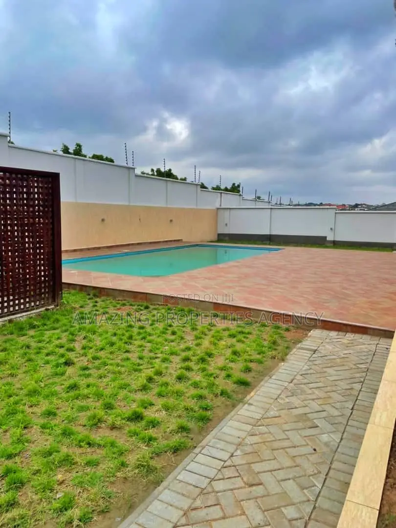 4bdrm House in Cantonments for sale