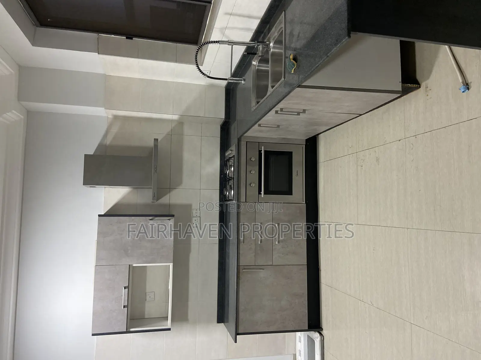 2bdrm Apartment in Tseaddo, Airport Residential Area for rent