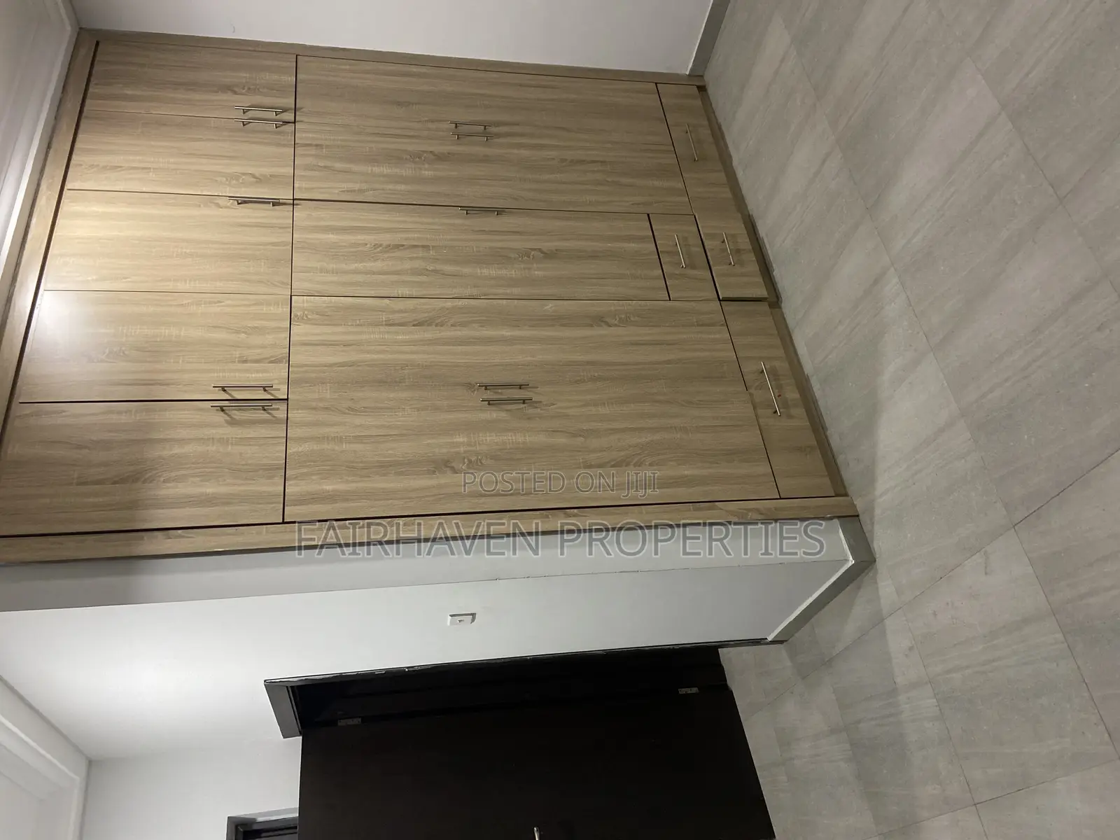 2bdrm Apartment in Tseaddo, Airport Residential Area for rent