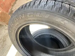 255/55r19 Goodyear Wrangler HP