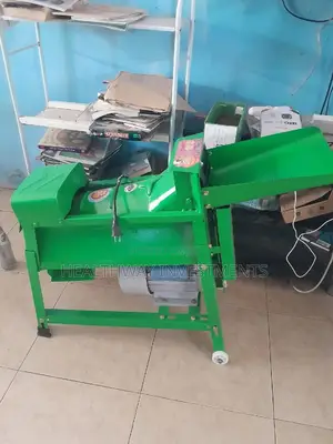 Corn Thresher Machine