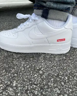 Nike Supreme Air Force