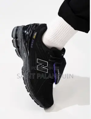 New Balance 1906R Black
