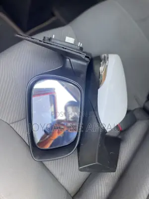 Hyundai Elantra 2013 Mirror With Trafficator Light