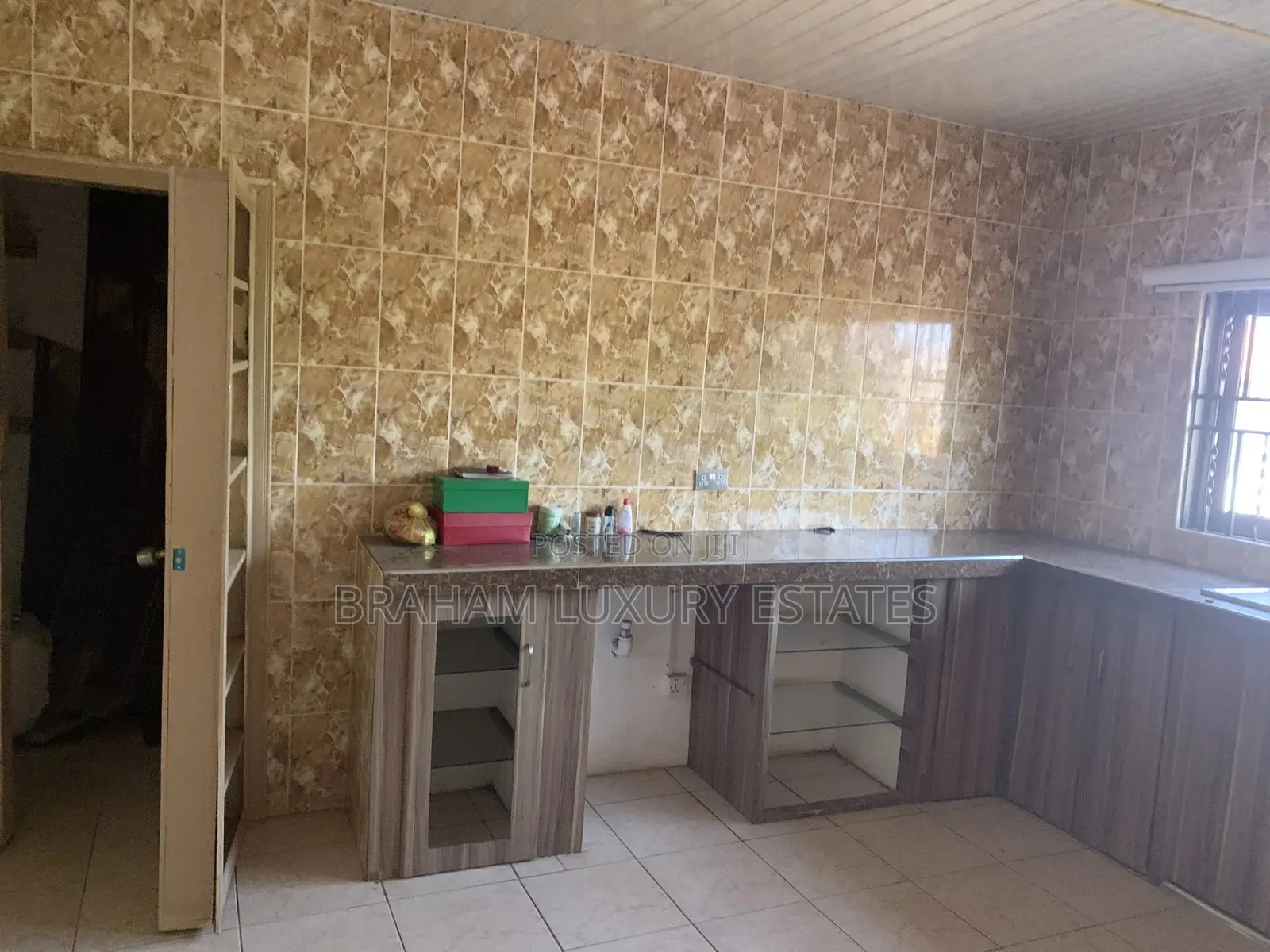 Office Space Available for Rent at Spintex 18 Junction.