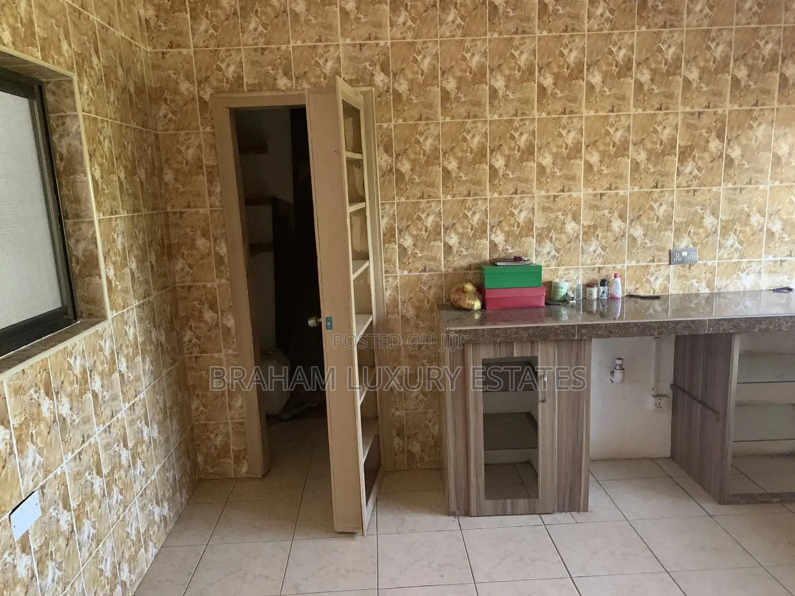 Office Space Available for Rent at Spintex 18 Junction.