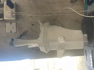 Elantra Kia Forte Wiper Washer Bottle