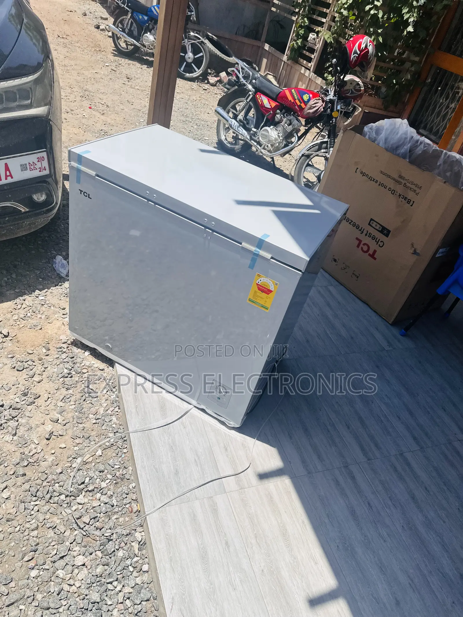 TCL-208 Single Door Chest Freezer
