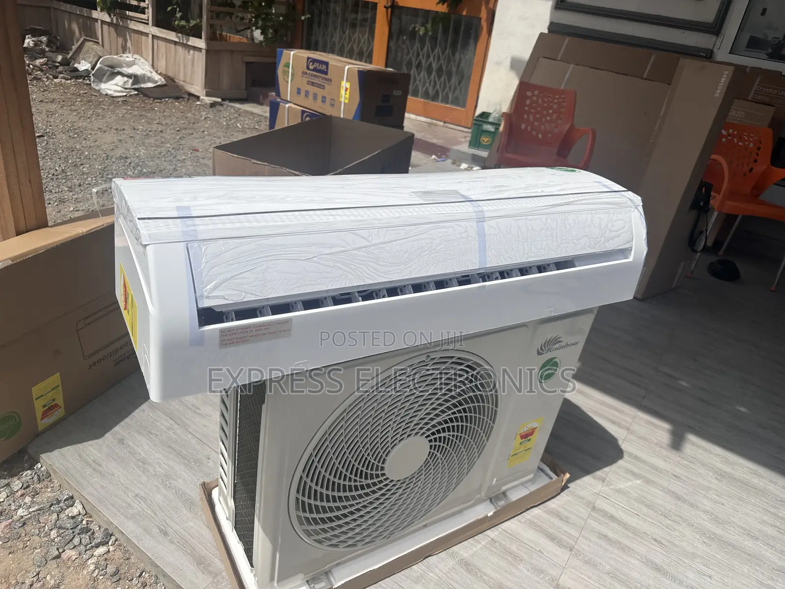 Air Conditioner Sleek White Rainbow 1.5hp