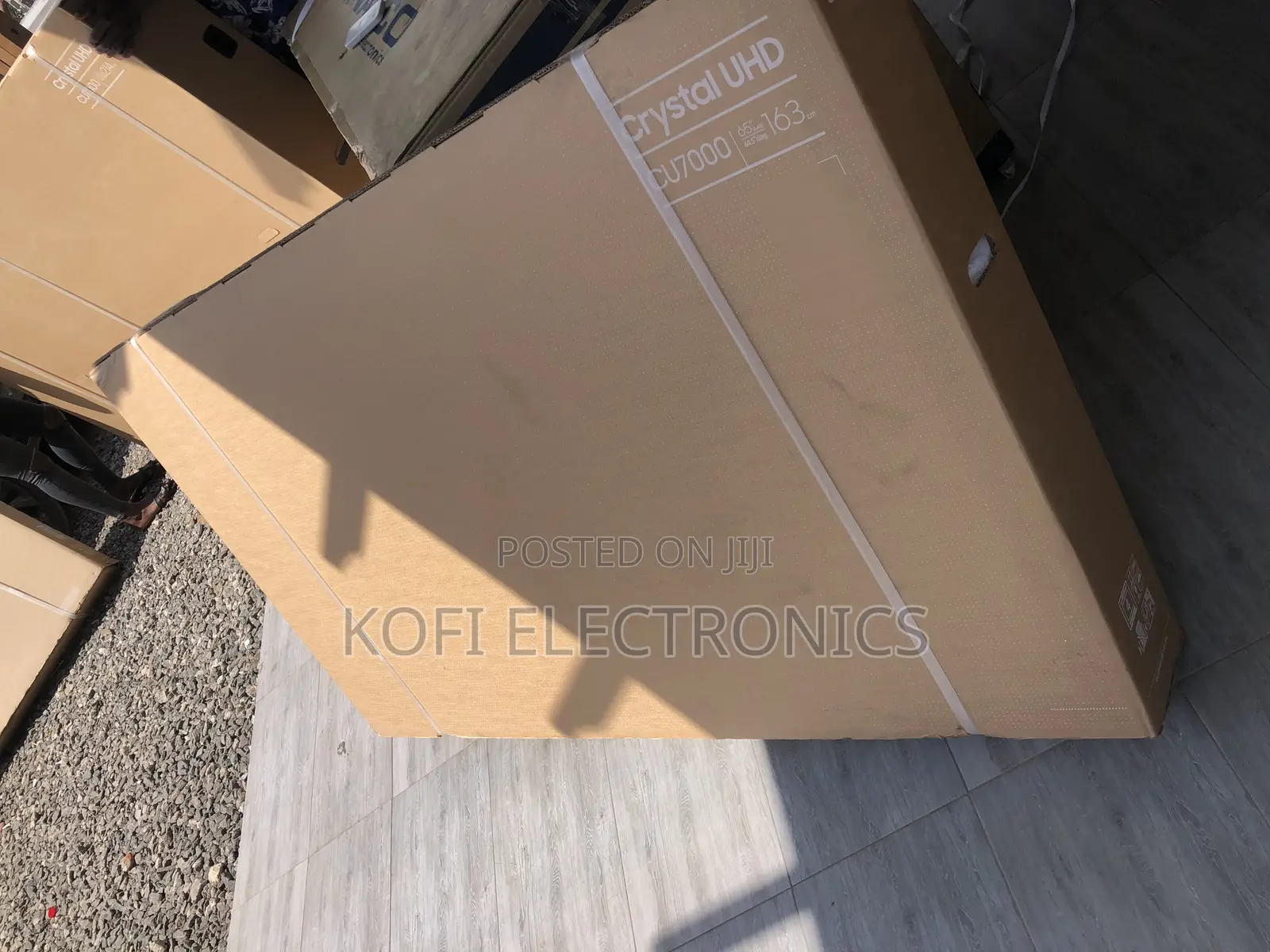 Improved Quality Samsung 65′′Crystal UHD Smart TV (2023)
