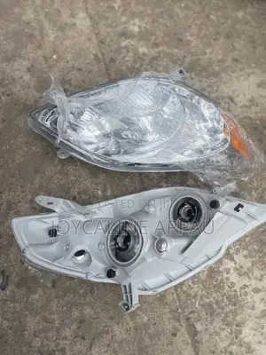 Toyota Matrix 2007 Headlight