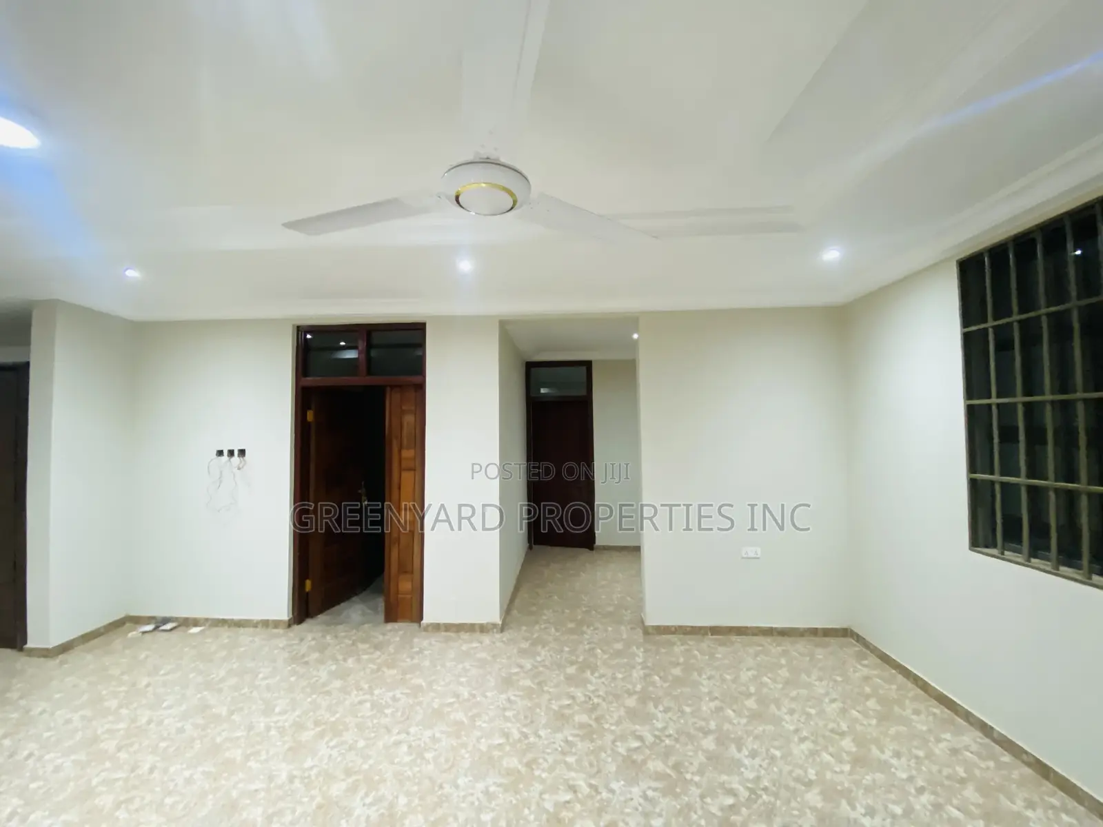 5bdrm Duplex in Adjiringanor, East Legon for rent