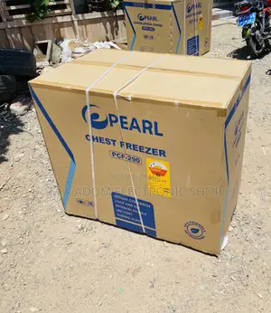 Energy Saving Pearl PCF-290 Single Door Chest Freezer.