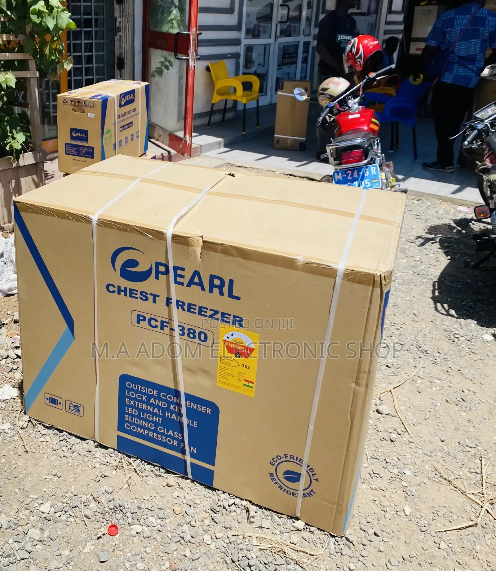 Shop Affordable Pearl PCF-380 Single Door Chest Freezer.