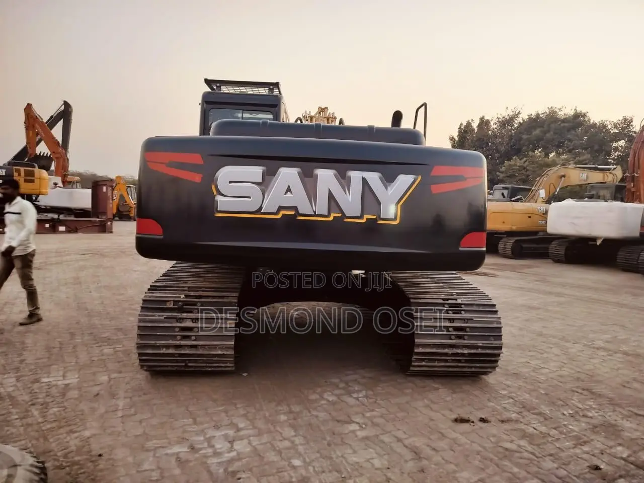 Sany215 Water Track