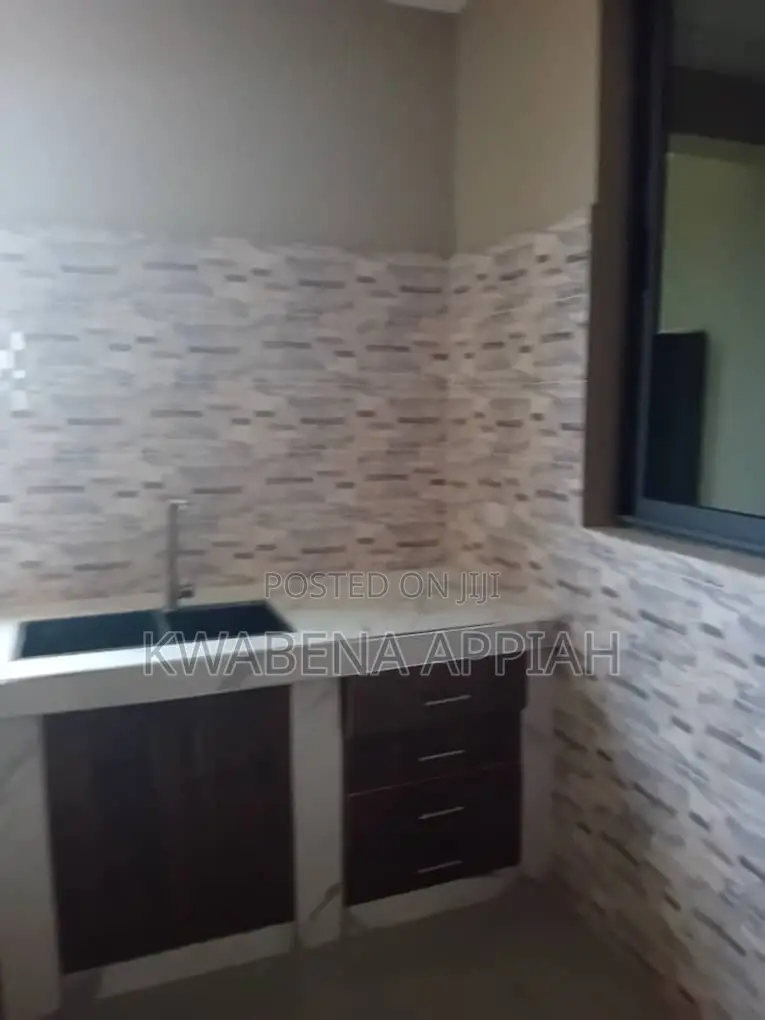 3bdrm Block of Flats in Mark Estate At, Kumasi Metropolitan for rent