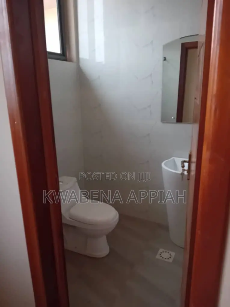 3bdrm Block of Flats in Mark Estate At, Kumasi Metropolitan for rent