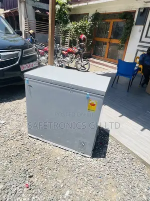 Purchase Singledoor Gray Electric TCL 208 Chestfreezer