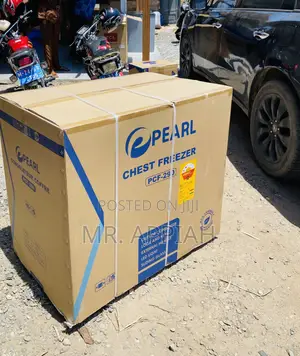 Fresh in Box Pearl PCF-380 Single Door Chest Freezer.