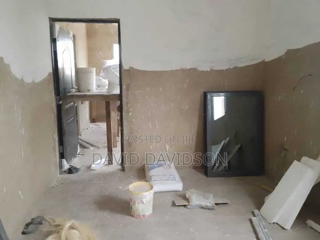 Mini Flat in Chamber And Hall, Tema Metropolitan for rent
