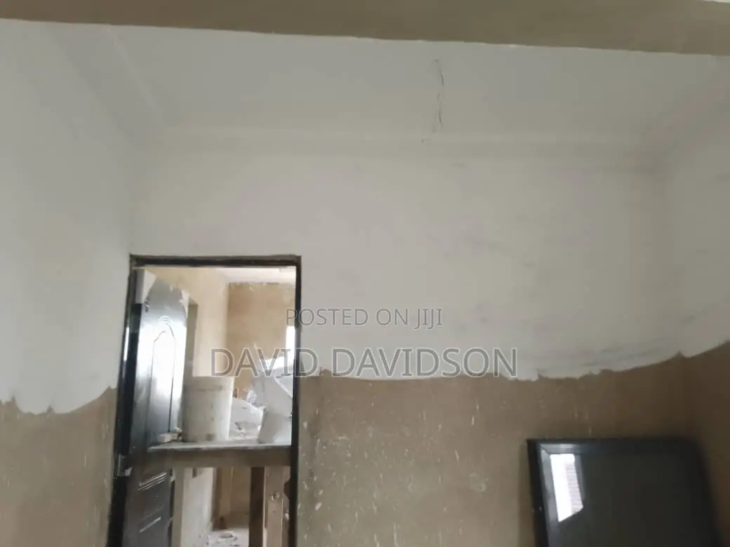 Mini Flat in Chamber And Hall, Tema Metropolitan for rent