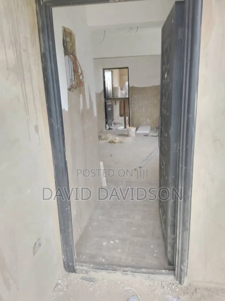 Mini Flat in Chamber And Hall, Tema Metropolitan for rent