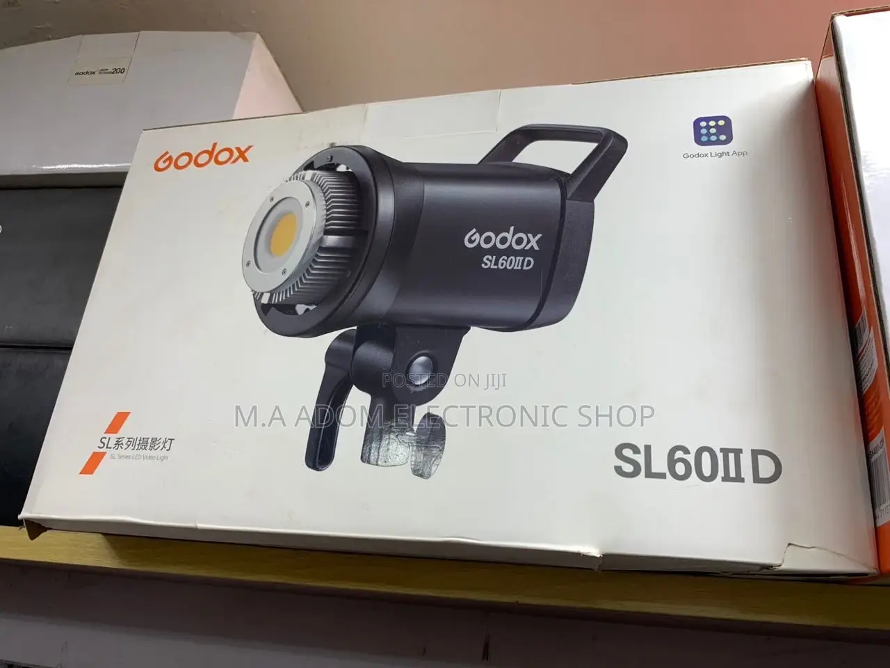 Unique Design Godox SL60IID Led Video Light.