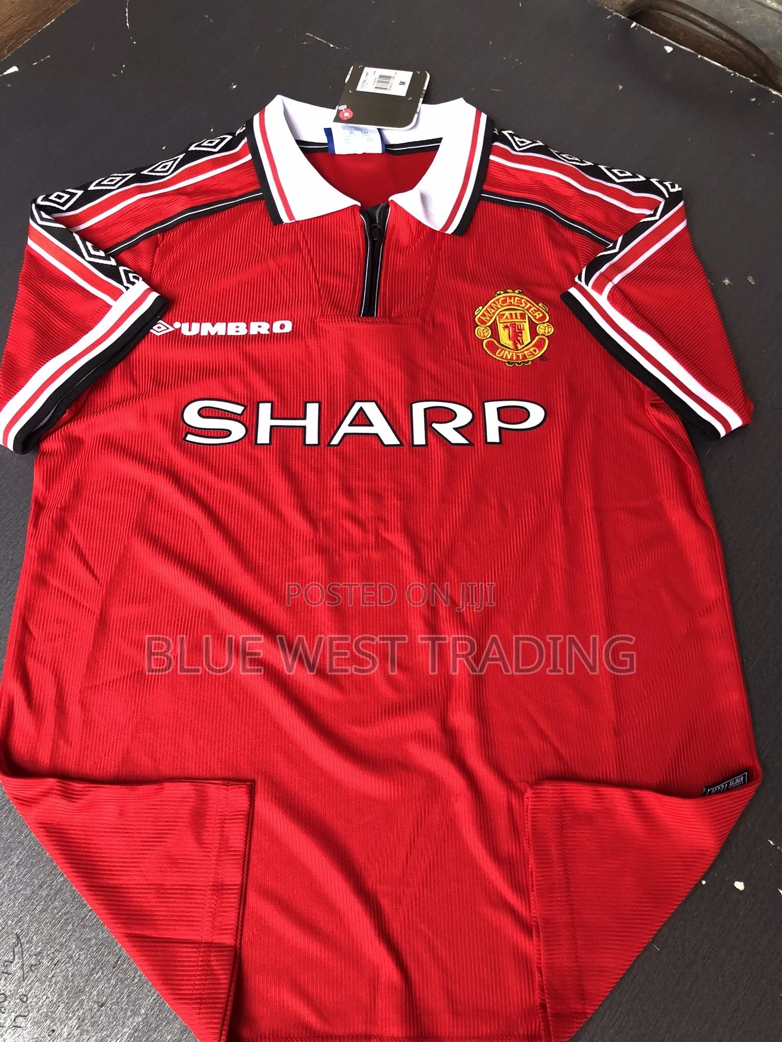 Manchester United 1998 Retro Jersey