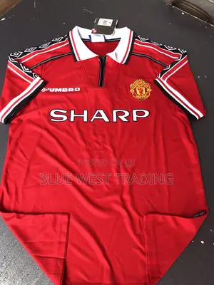 Manchester United 1998 Retro Jersey