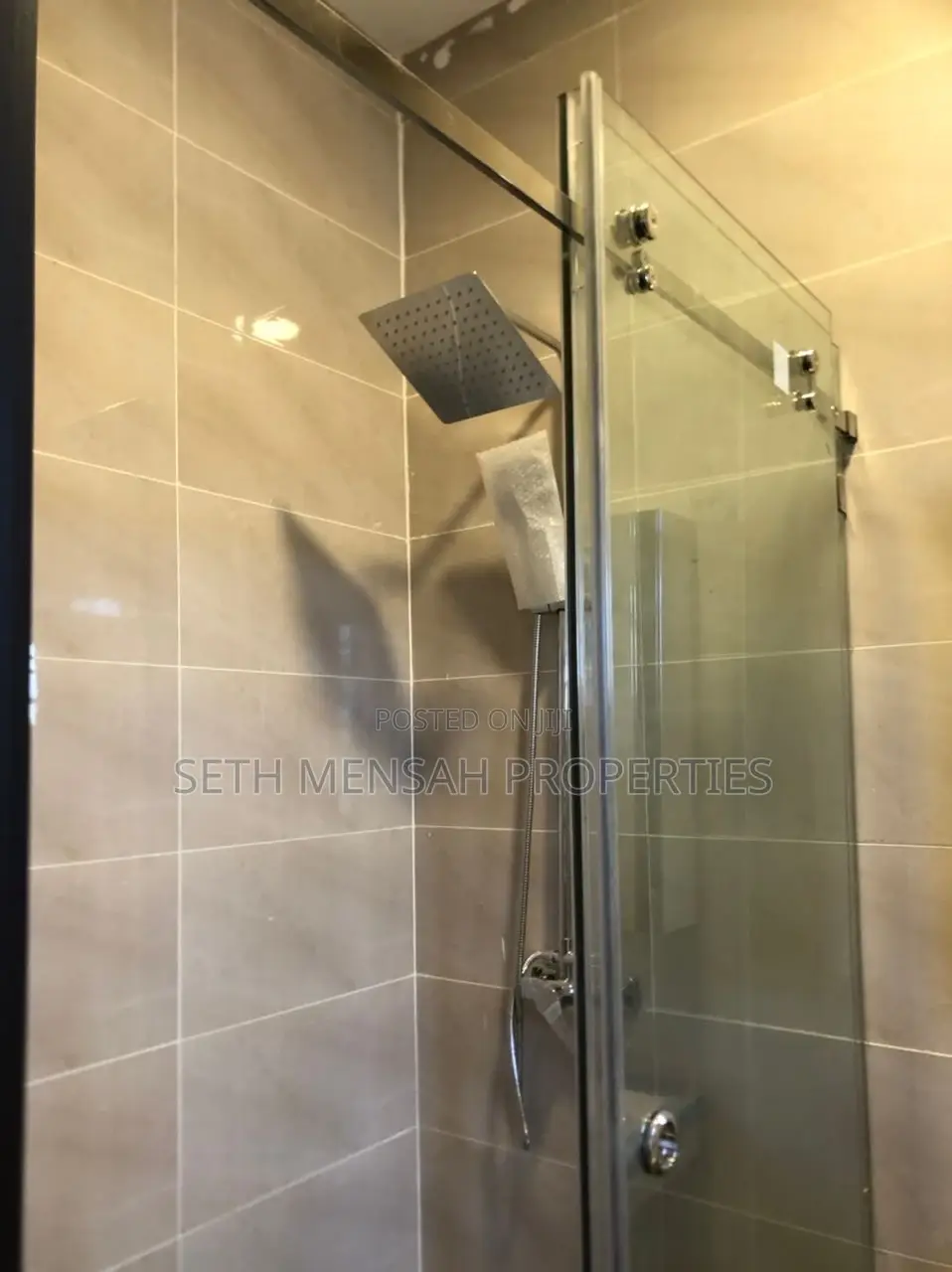 4bdrm House in Skm, Ashaley Botwe for sale