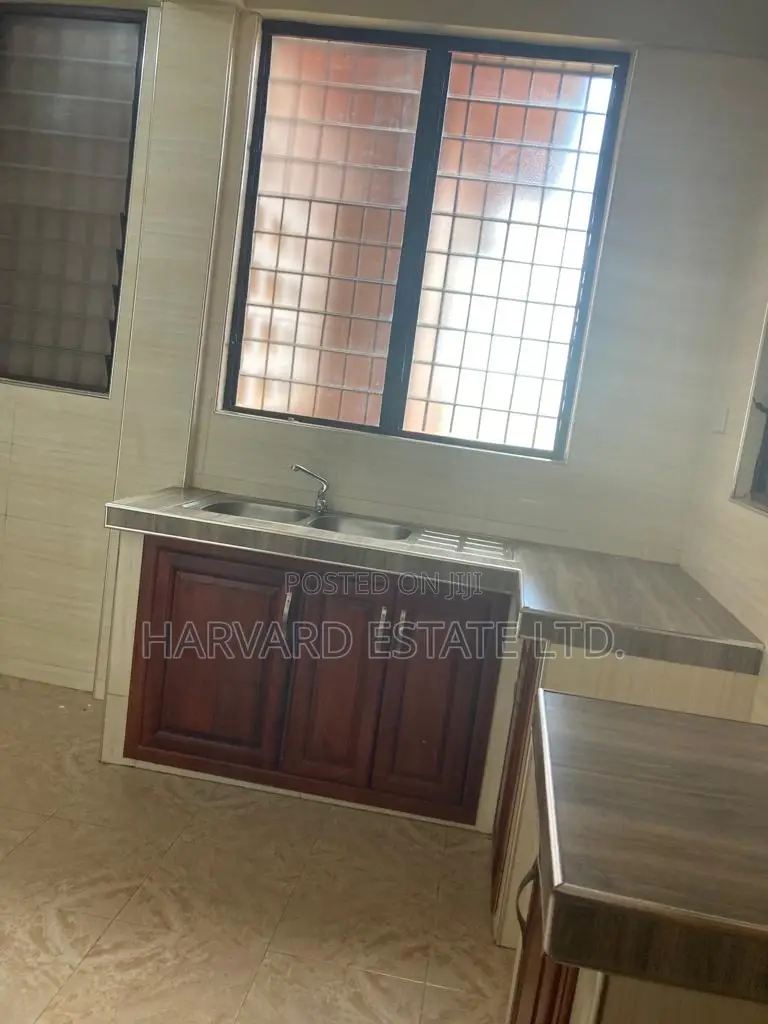 3bdrm Apartment in Tech Appiadu Knust, Kumasi Metropolitan for rent