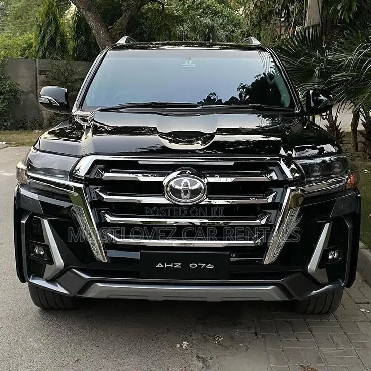 Car Hire- Toyota Landcruisers for Rent- 7 Passengers 4X4