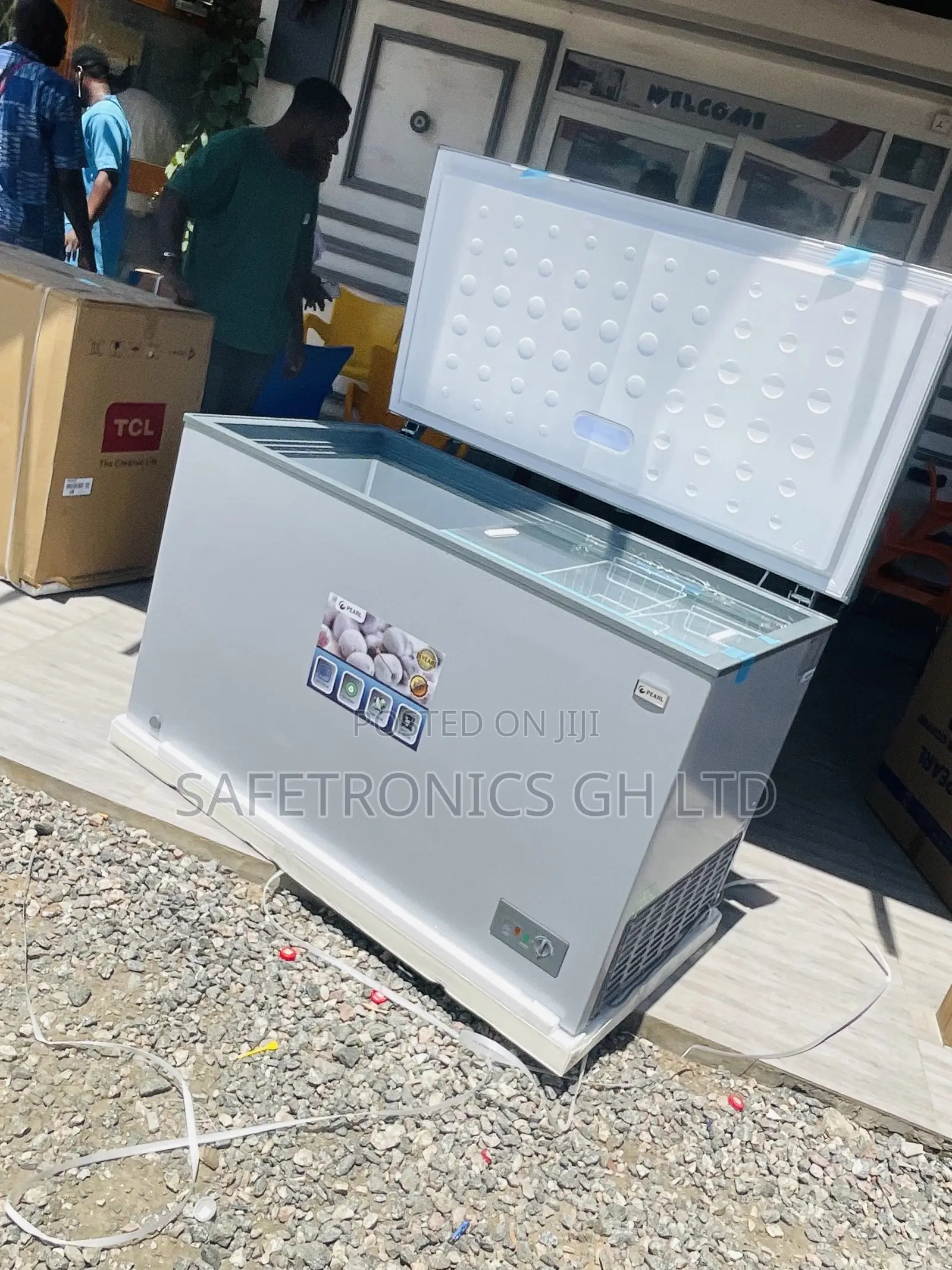 Pearl Singledoor 380 Liters PCF-460 Gray Chestfreezer