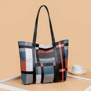 Casual Large Capacity Handbag Totes for Women Big Size Pu Le