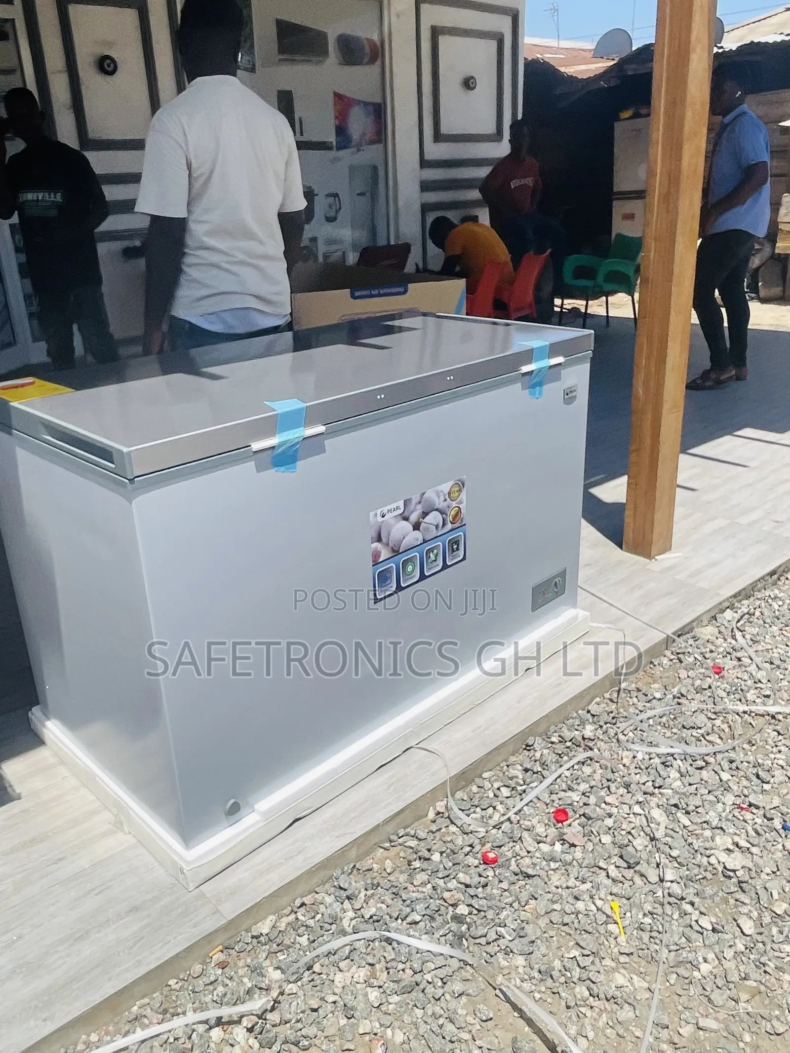 Gray 380 Liters Pearl Singledoor PCF-460 Chestfreezer