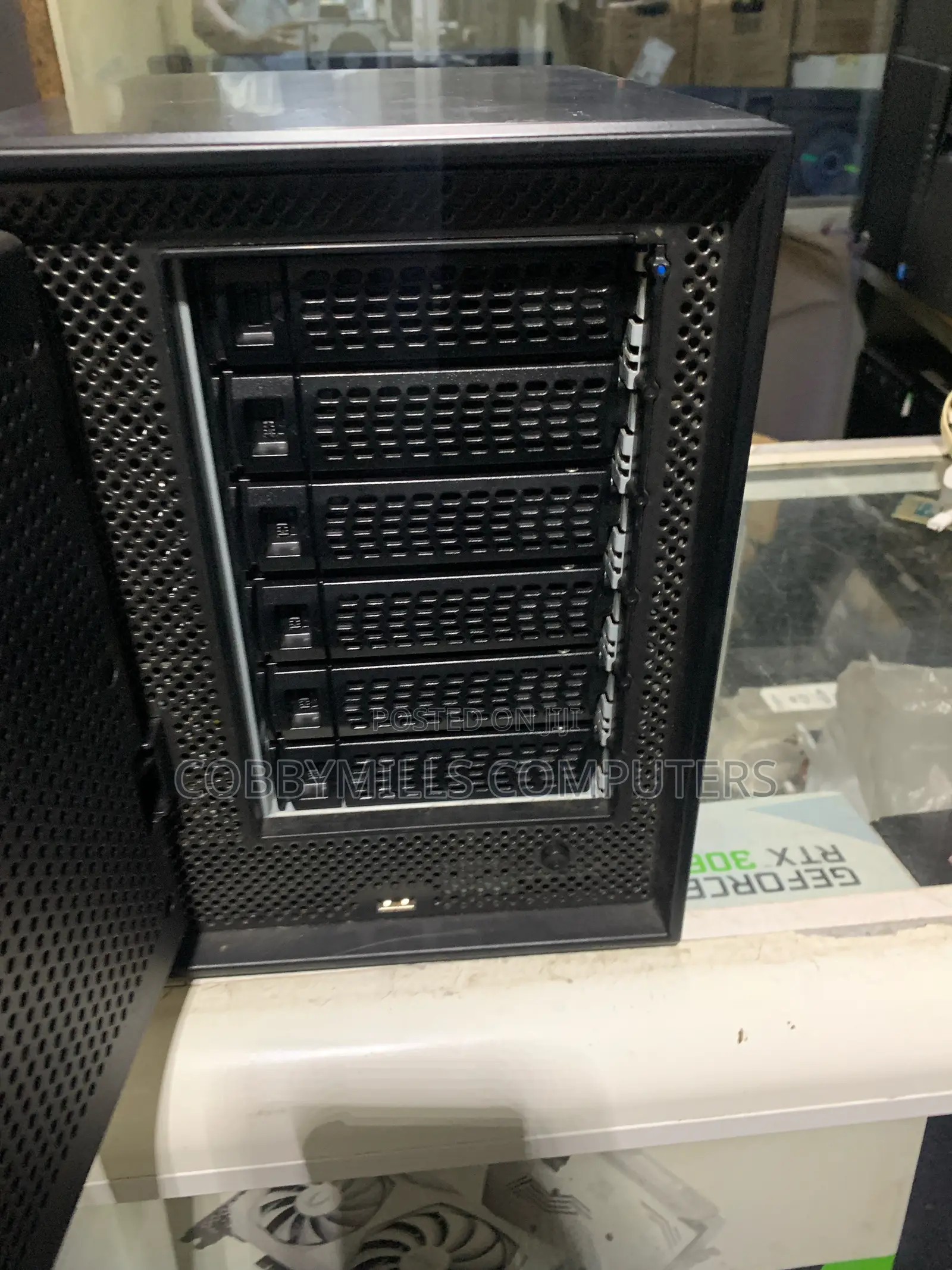 20TB Netgear 6bay NAS Network Storage Disk Station
