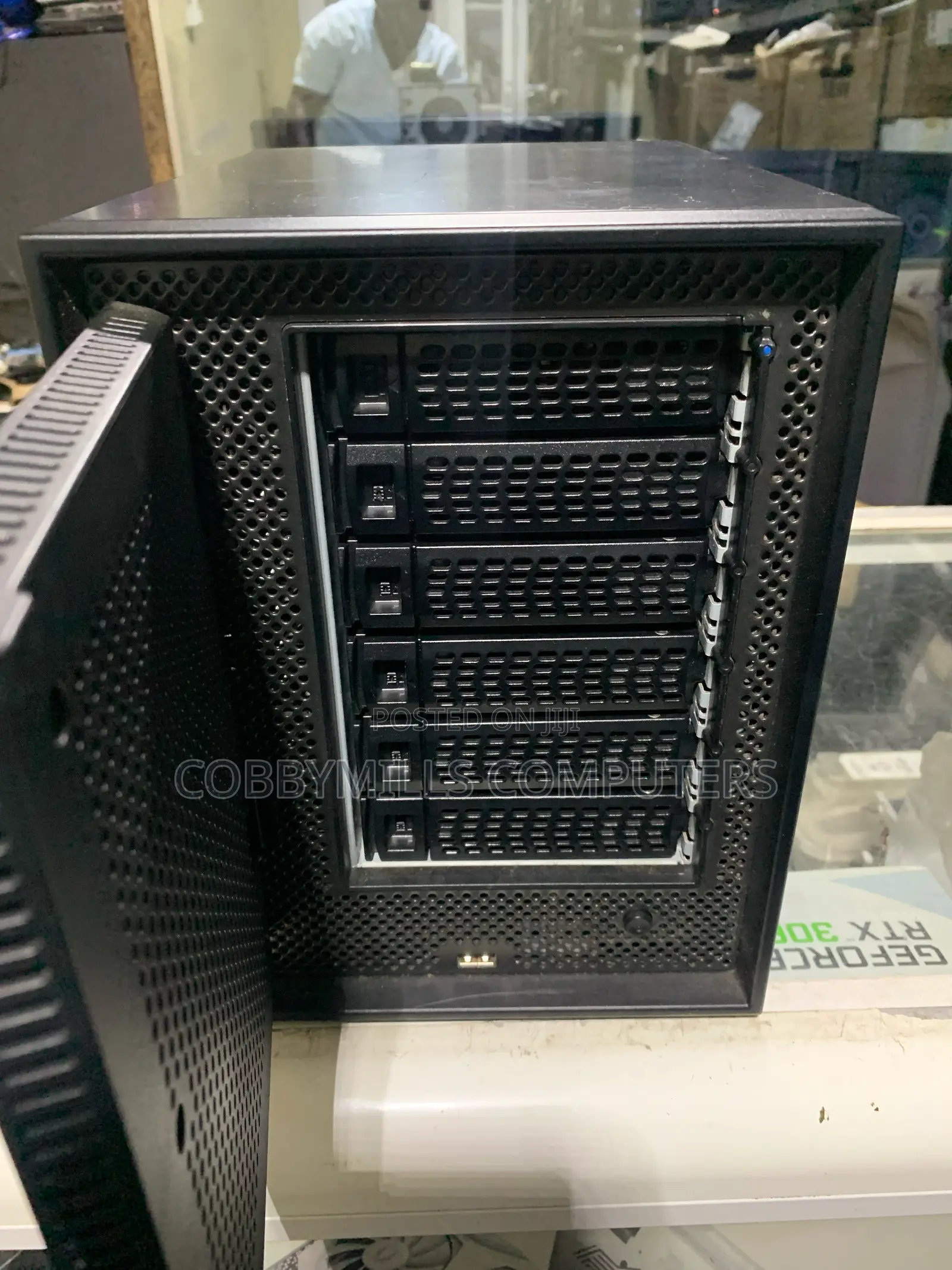 20TB Netgear 6bay NAS Network Storage Disk Station
