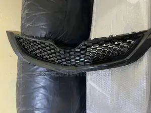 Toyota Yaris 2008 Grill Sports