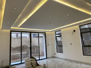 4bdrm House in East Legon Botwe for sale