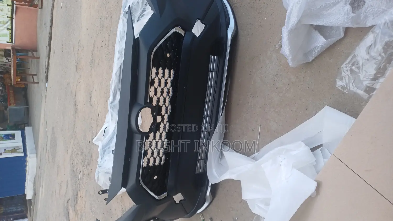 Toyota Rav4 2022 2023front Bumper Complete