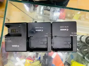 Energy Saving Canon Charger for All Type of Canon Camera.