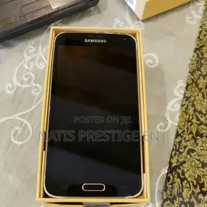 New Samsung Galaxy S5 16 GB Black