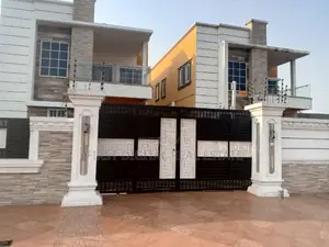 4bdrm Duplex in First Digital Real, West Hills Mall Area for sale