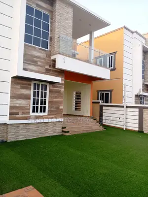 4bdrm Duplex in First Digital Real, West Hills Mall Area for sale