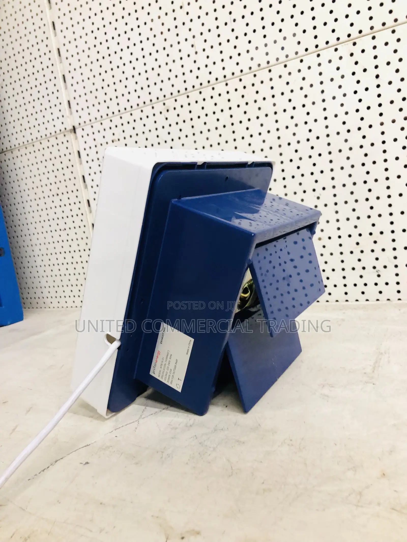 Exhaust Fan (Square 6”)