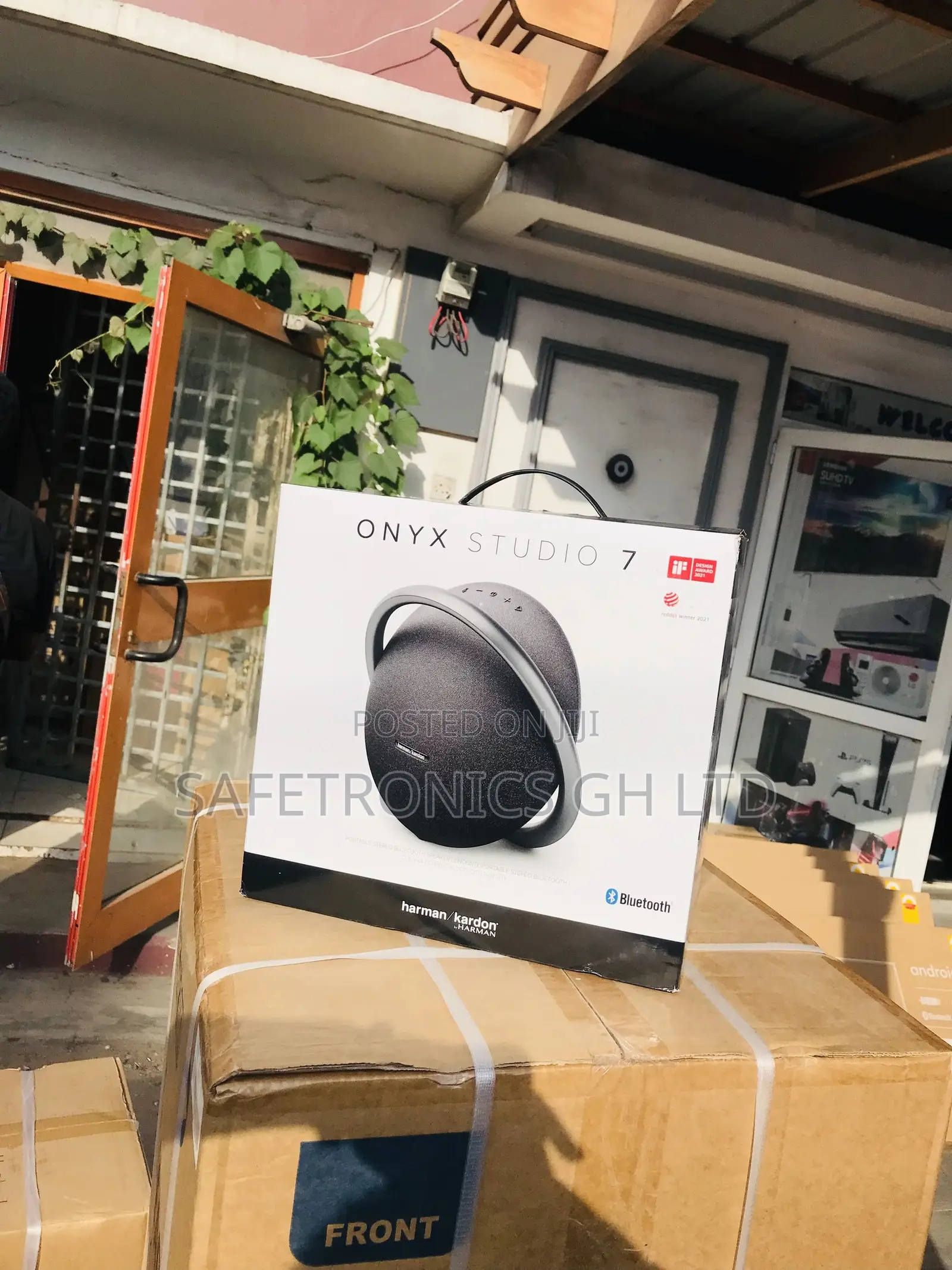Wireless Harman Kardon Black Electric Onyx Studio 7 Speaker