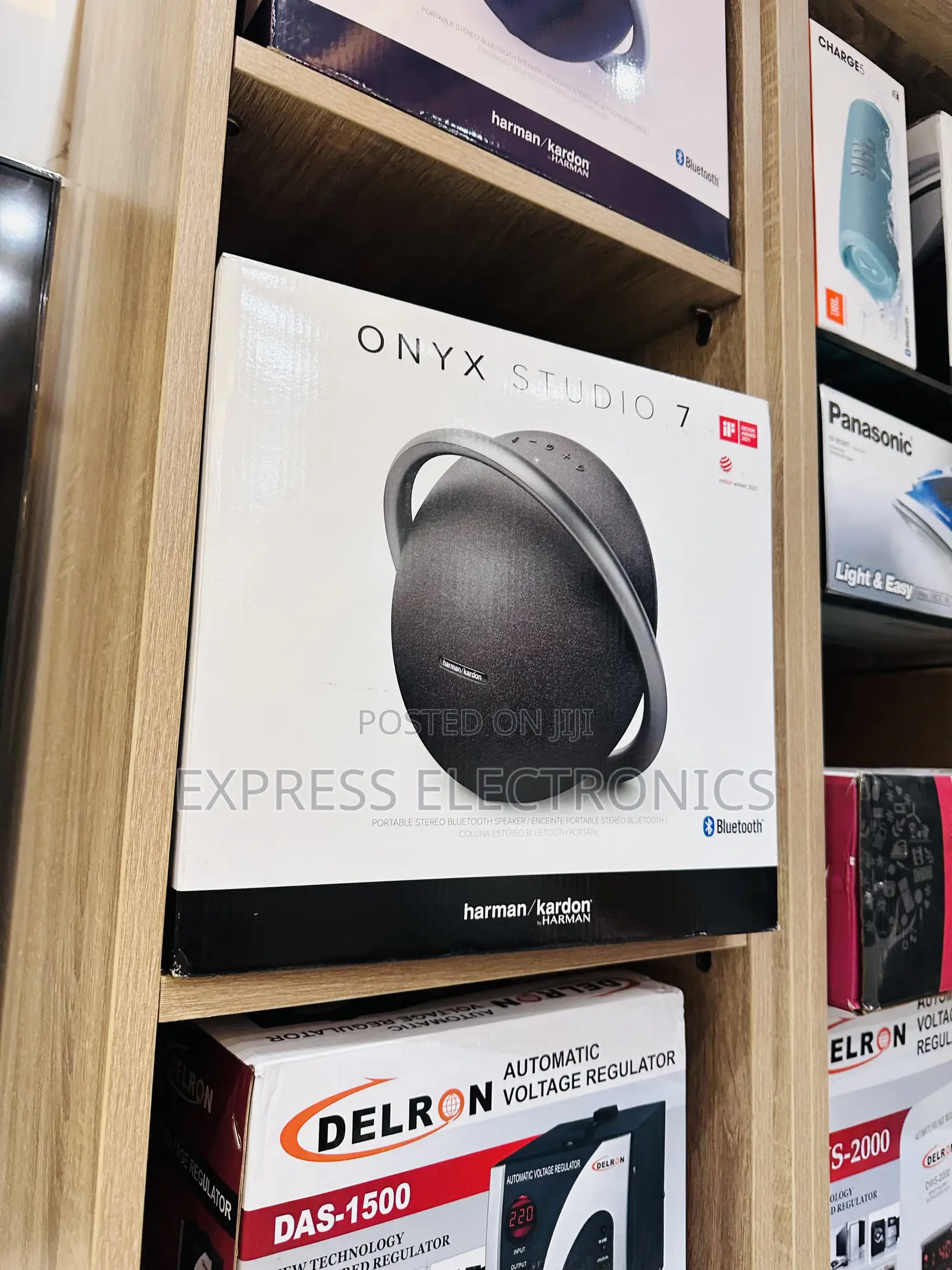 Immersive Yourself With Onyx 7 Bluetooth Speaker